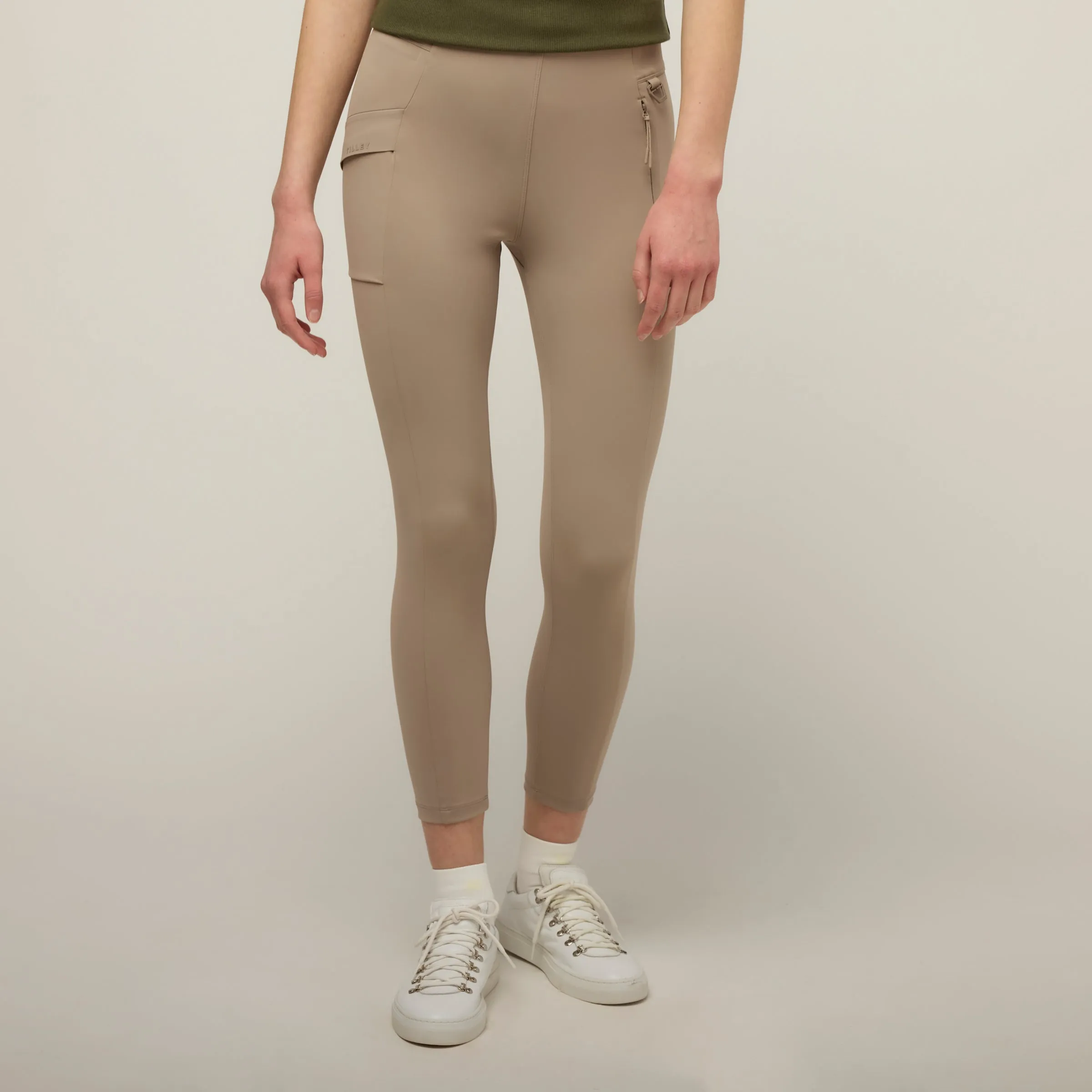Compact Capri Legging