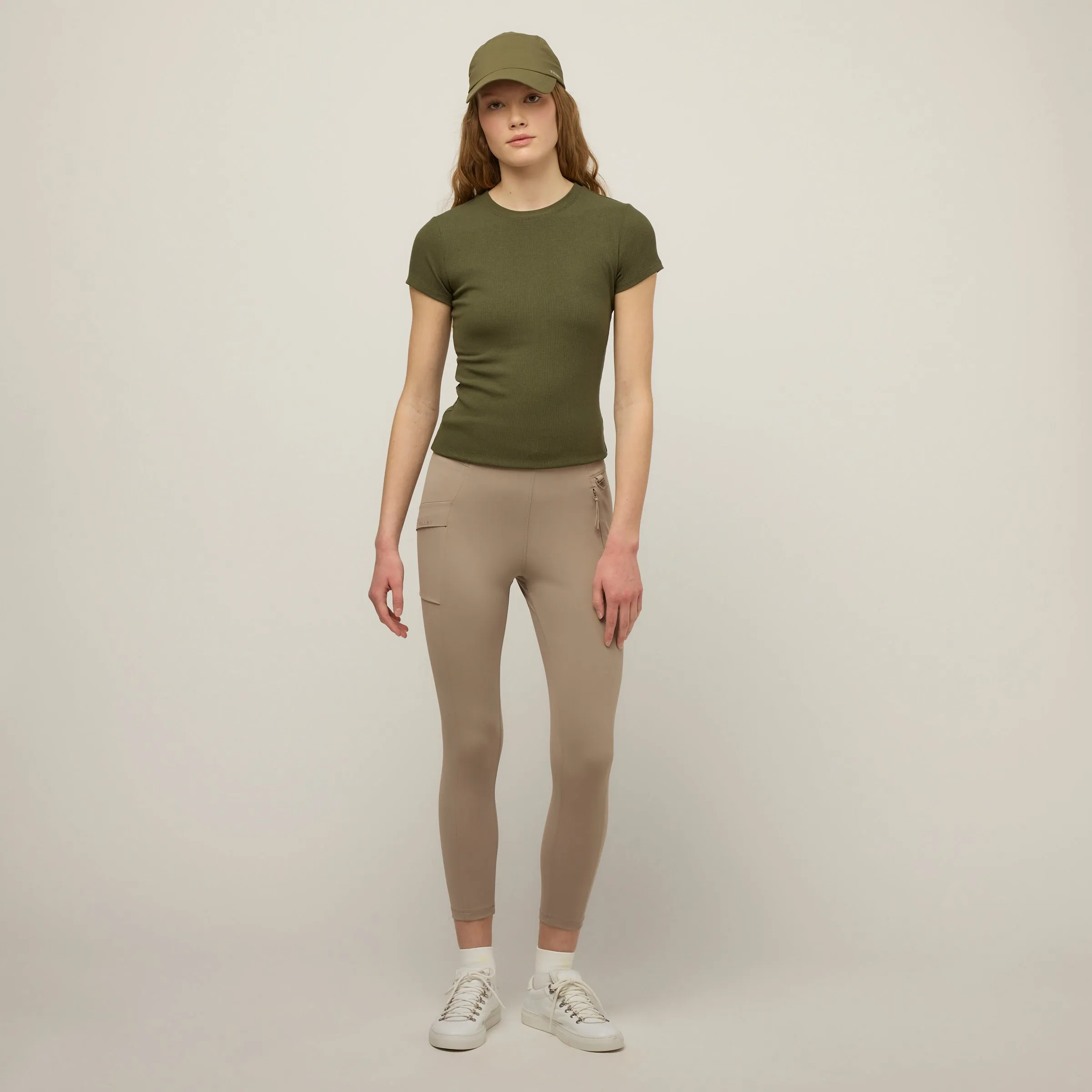 Compact Capri Legging