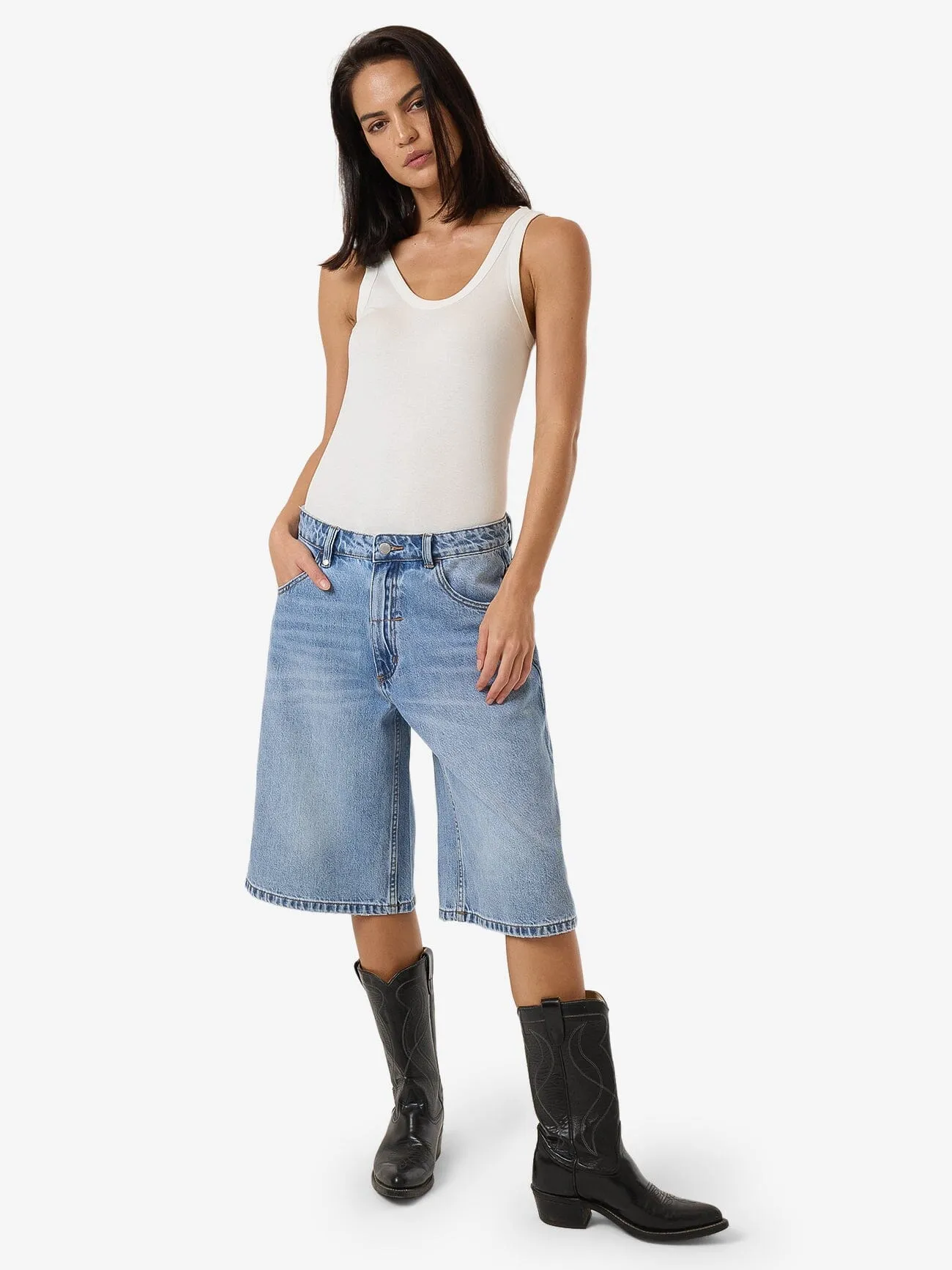 Darcy Short - Tempest Blue