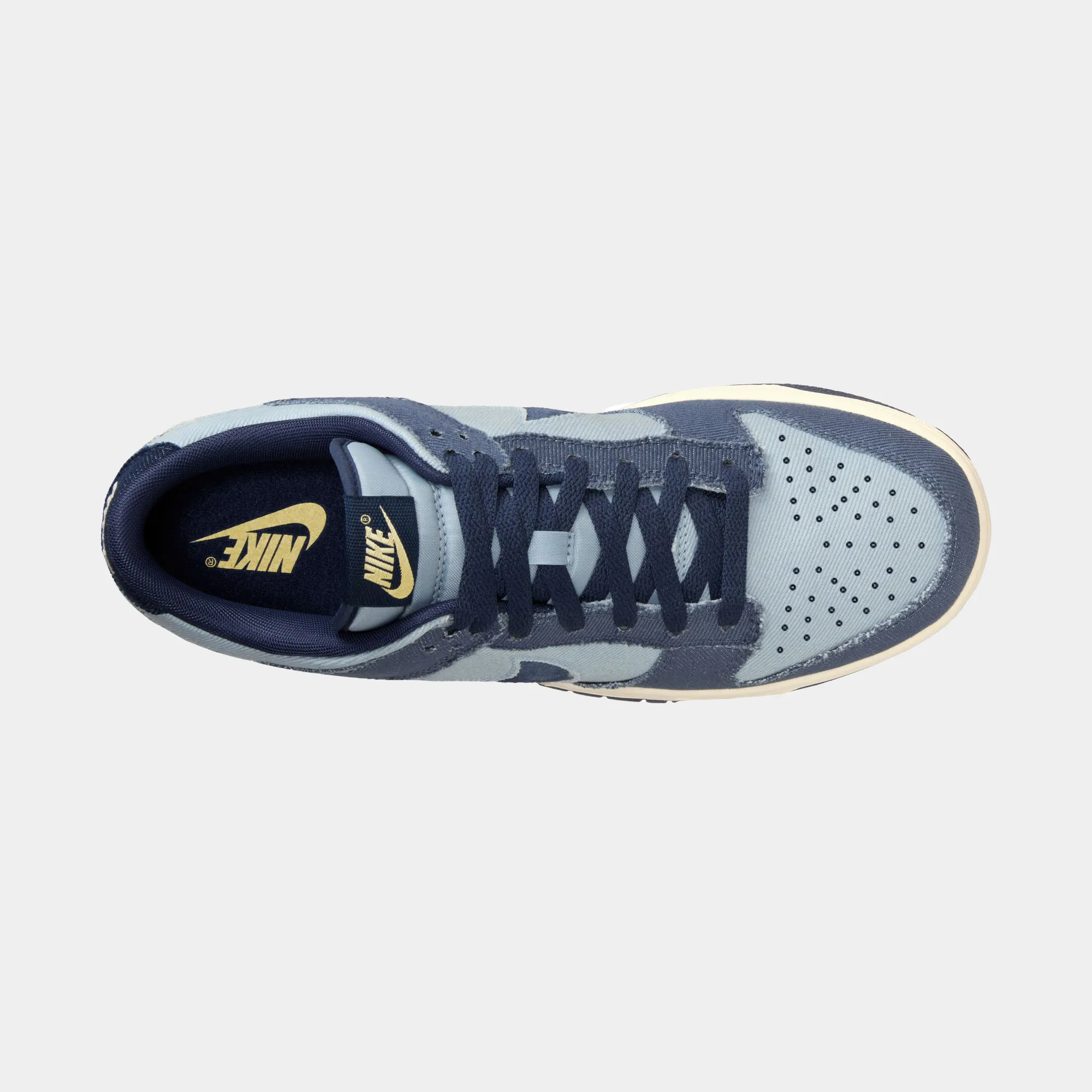 Dunk Low Retro SE