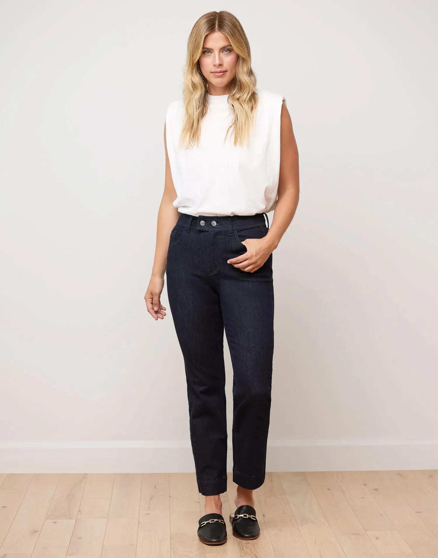 Emily Slim Midnight Mantra