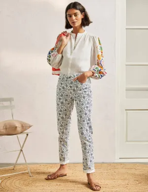 Girlfriend Jeans-Ivory. Opulent Garden