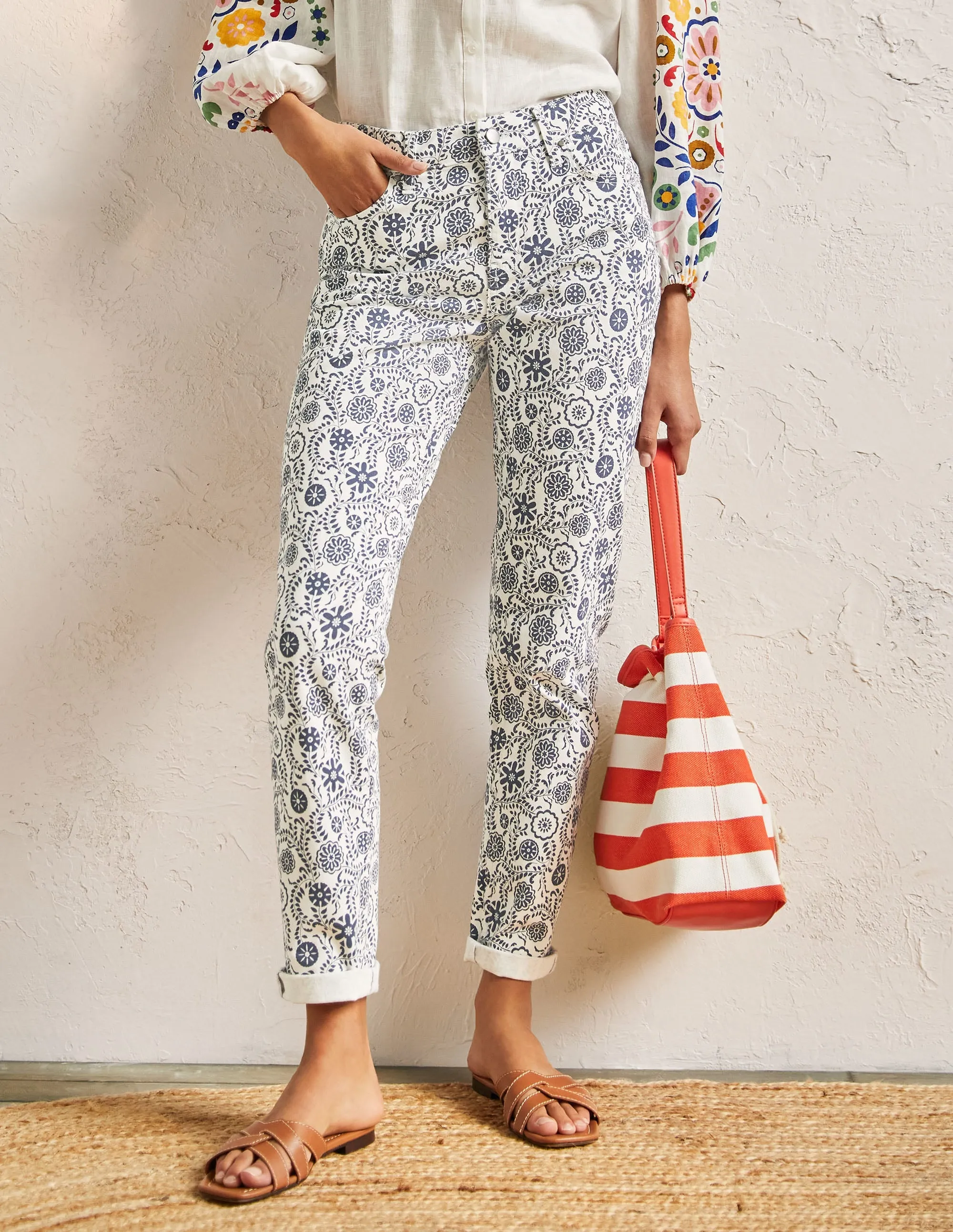 Girlfriend Jeans-Ivory. Opulent Garden
