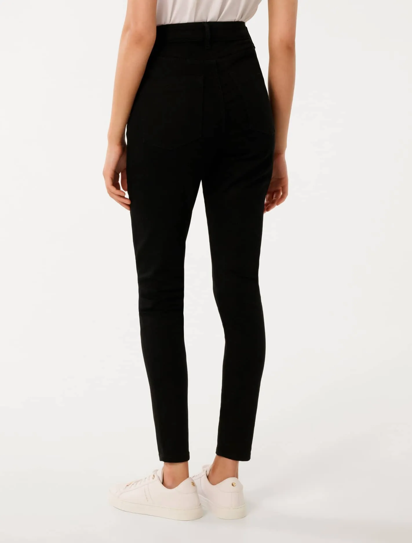 Hayley High-Rise Sculpt Jeans