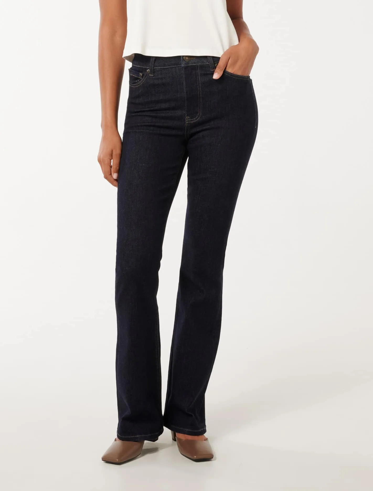 Jessie Slim Flare Jeans