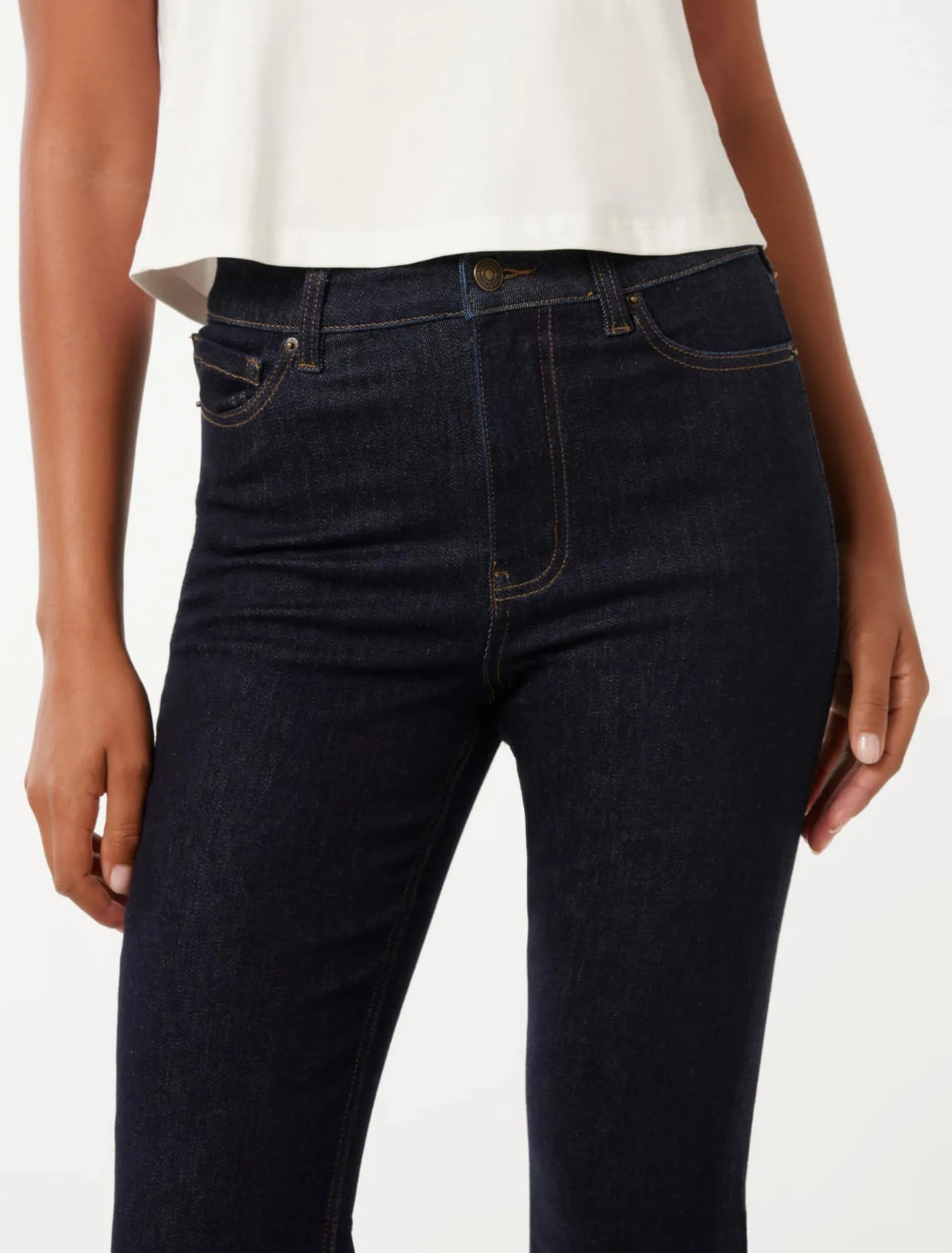Jessie Slim Flare Jeans