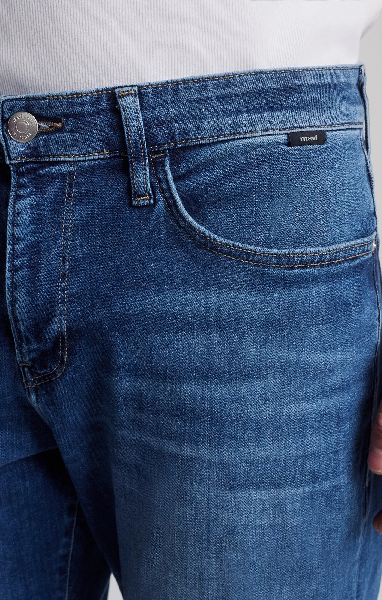 MATT RELAXED STRAIGHT LEG IN DARK BRUSHED FEATHER BLUE