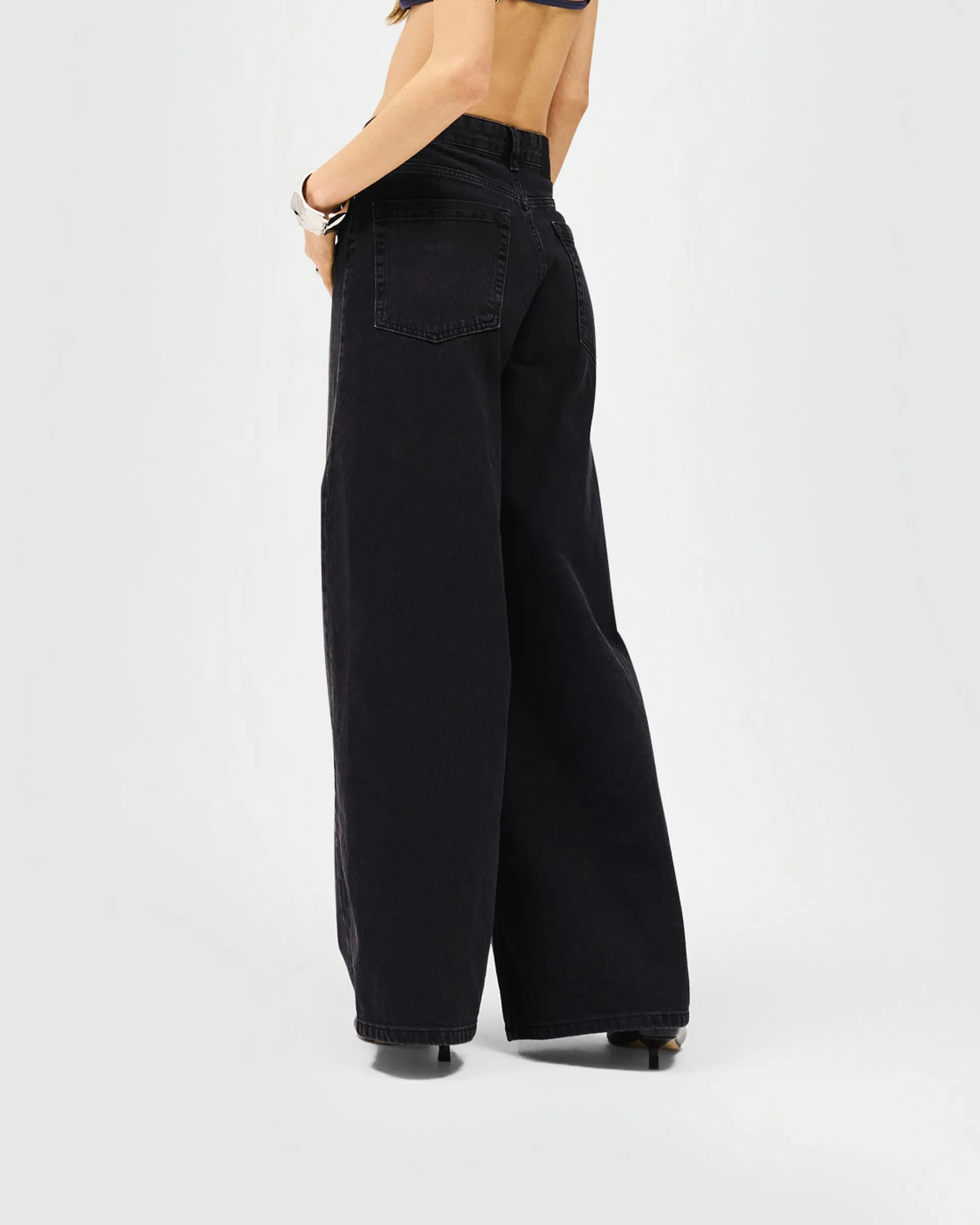 Mid Rise Wide Leg Jean - Washed Black