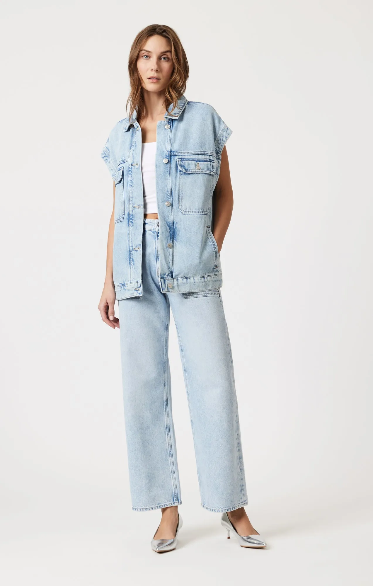 NADIA VEST IN BLEACHED WELL BLUE