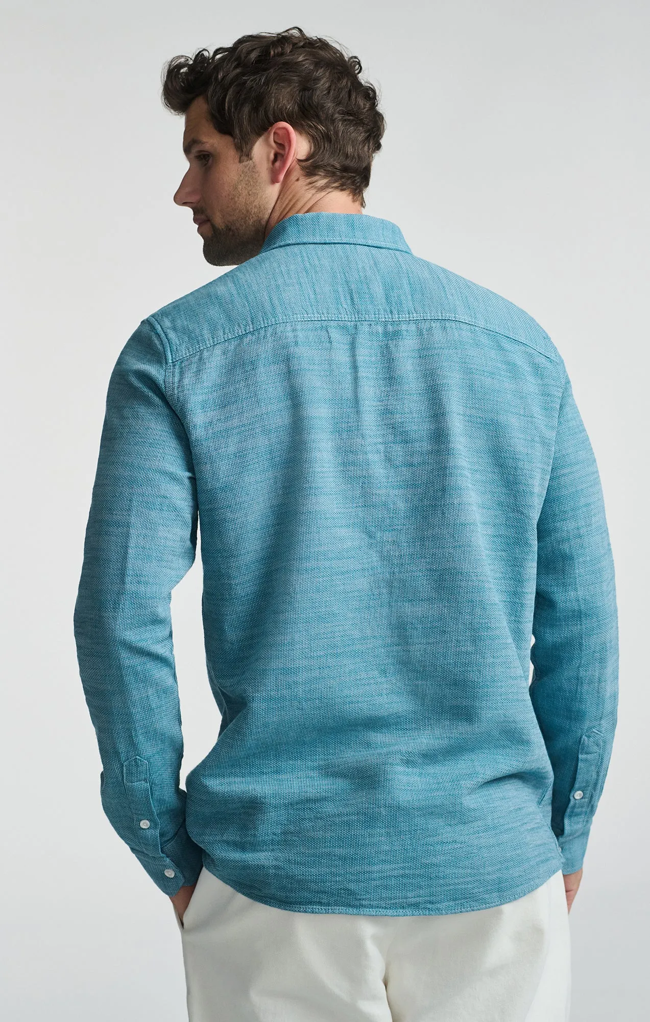 ONE POCKET LONG SLEEVE BUTTON-UP SHIRT IN STORM BLUE