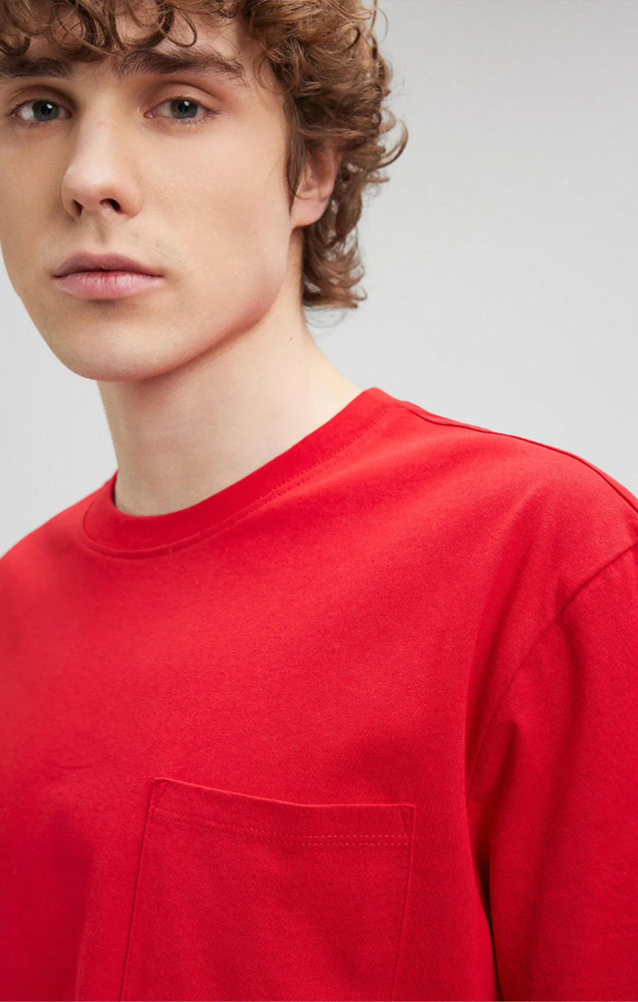 POCKET T-SHIRT IN MARS RED