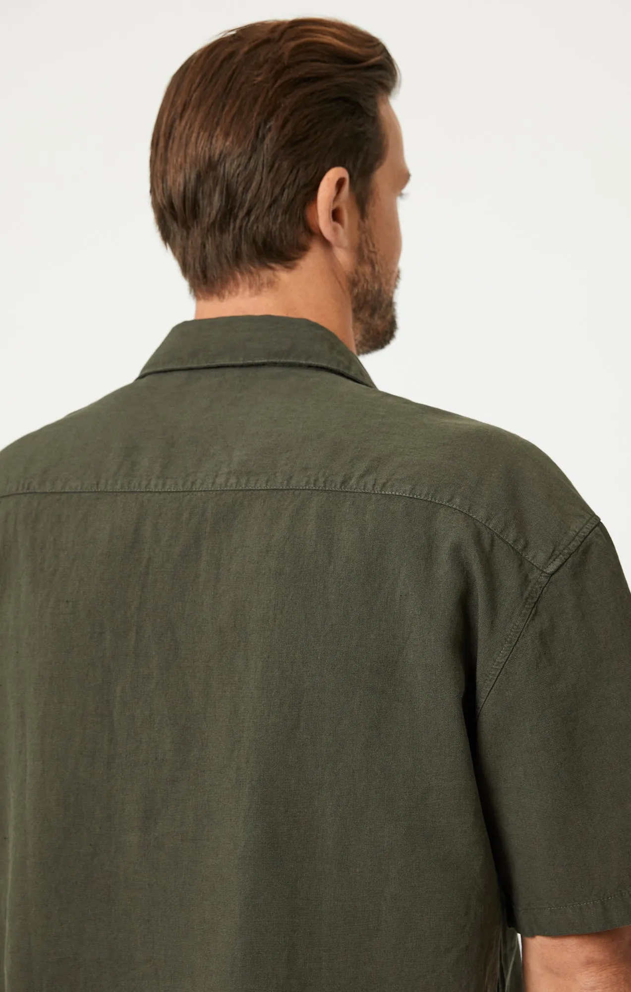 SHORT SLEEVE BUTTON-UP SHIRT IN ASPHALT