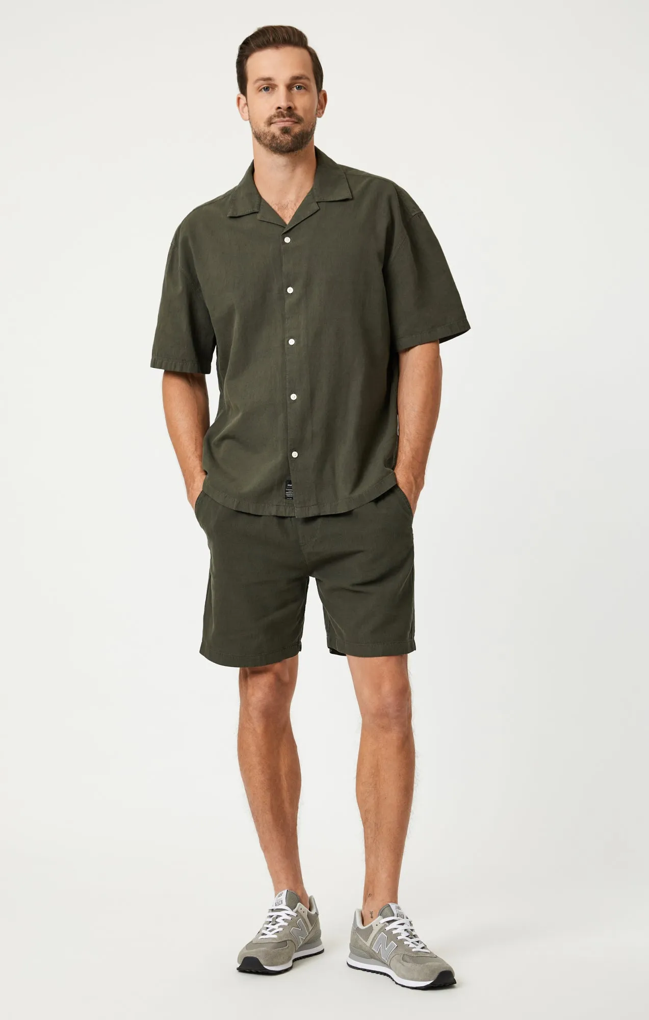 SHORT SLEEVE BUTTON-UP SHIRT IN ASPHALT