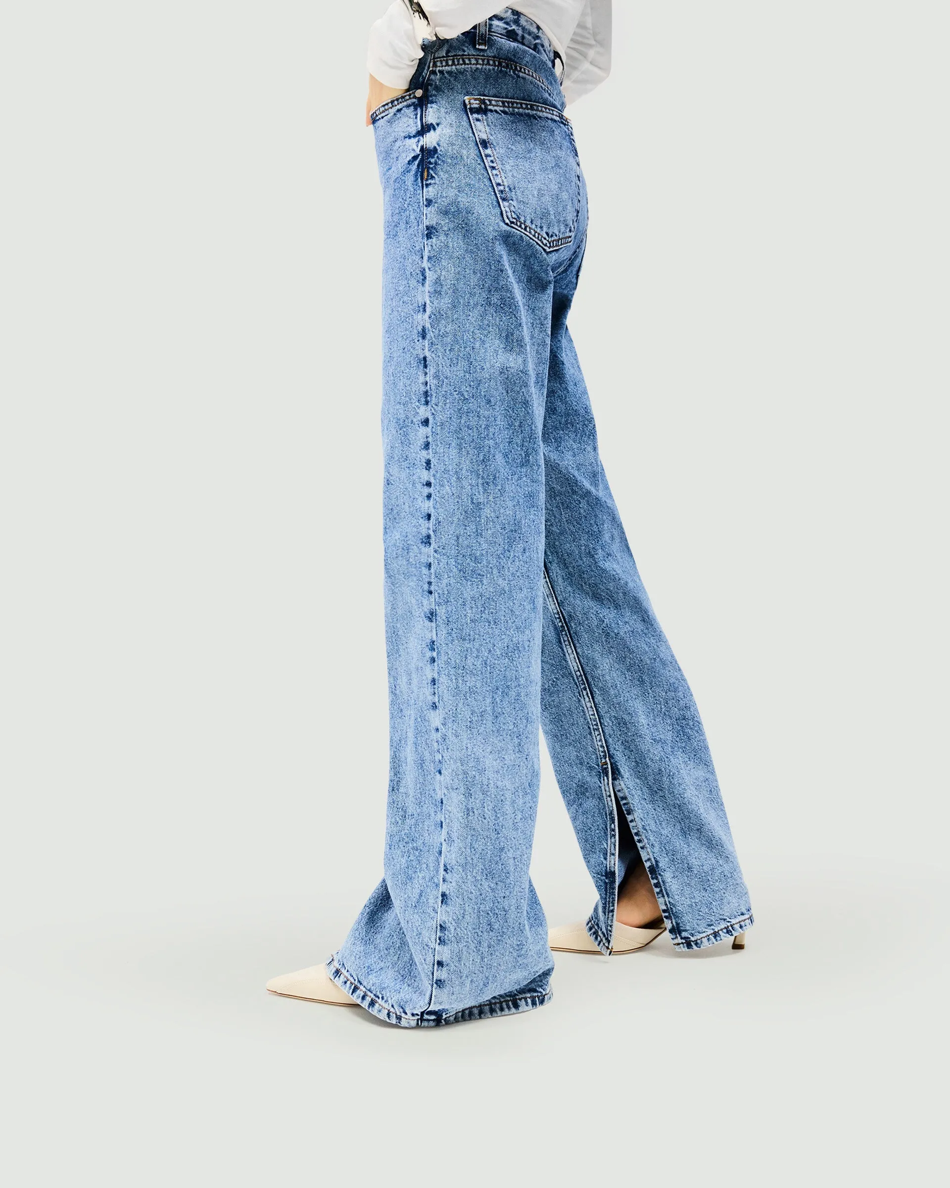 Split Hem Straight Jean - Washed Blue