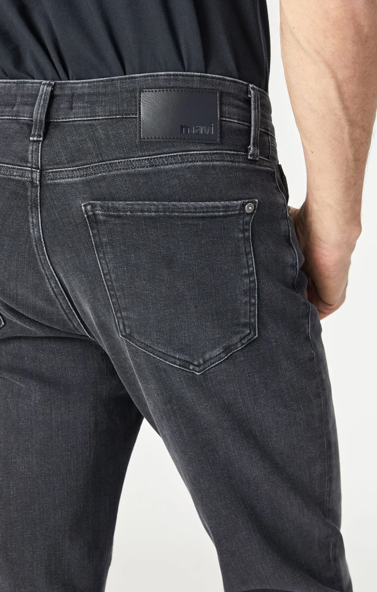 STEVE ATHLETIC FIT JEANS IN DARK SMOKE ORGANIC VINTAGE