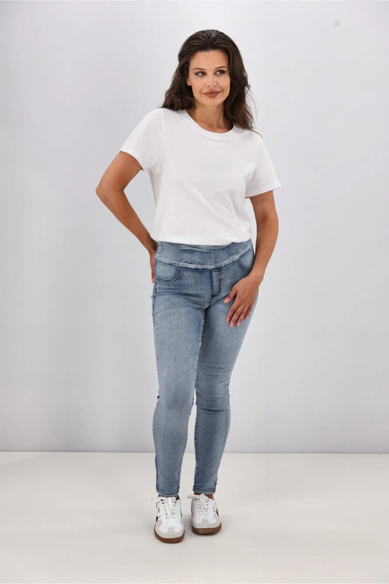 Wakee Denim Moxy Pull On Jean Washed Blue