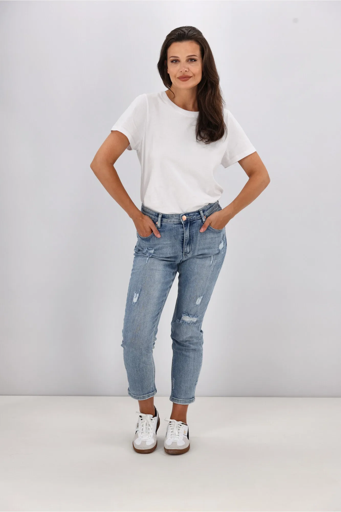 Wakee Denim Scarlett Jeans Washed Blue